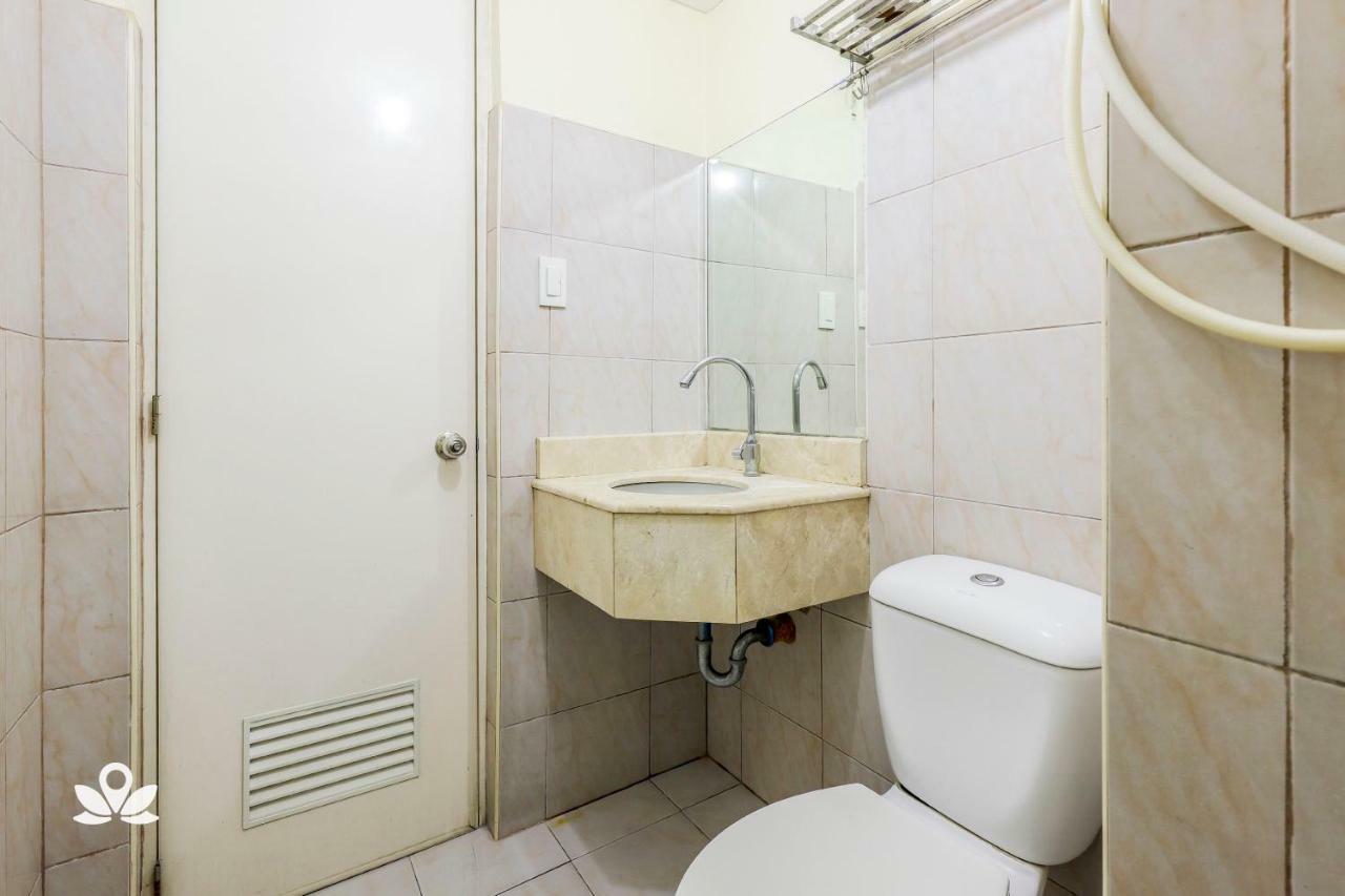 Zen Rooms Bp International Манила Экстерьер фото